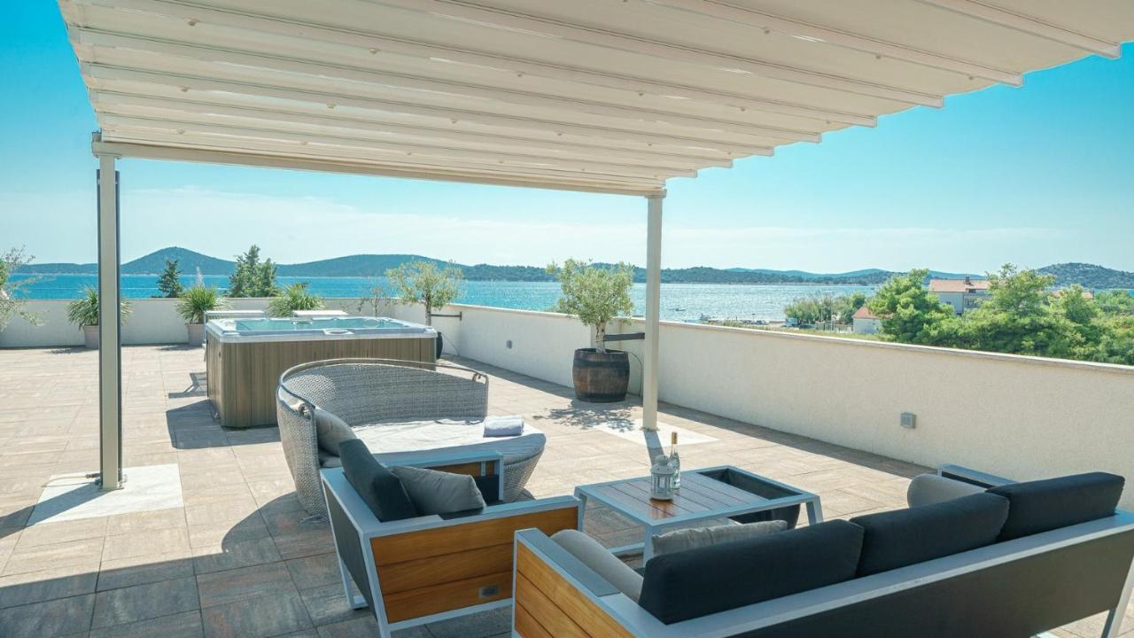 Apartments Luka ヴォディツェ エクステリア 写真