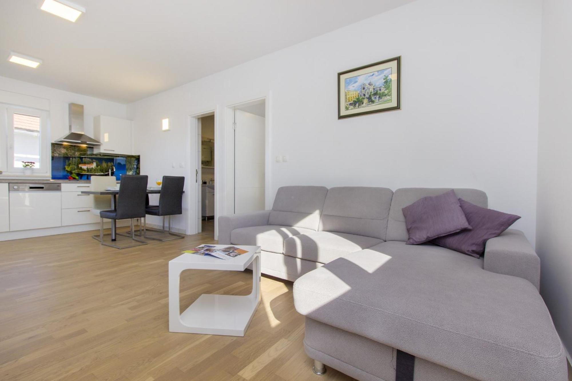 Apartments Luka ヴォディツェ 部屋 写真