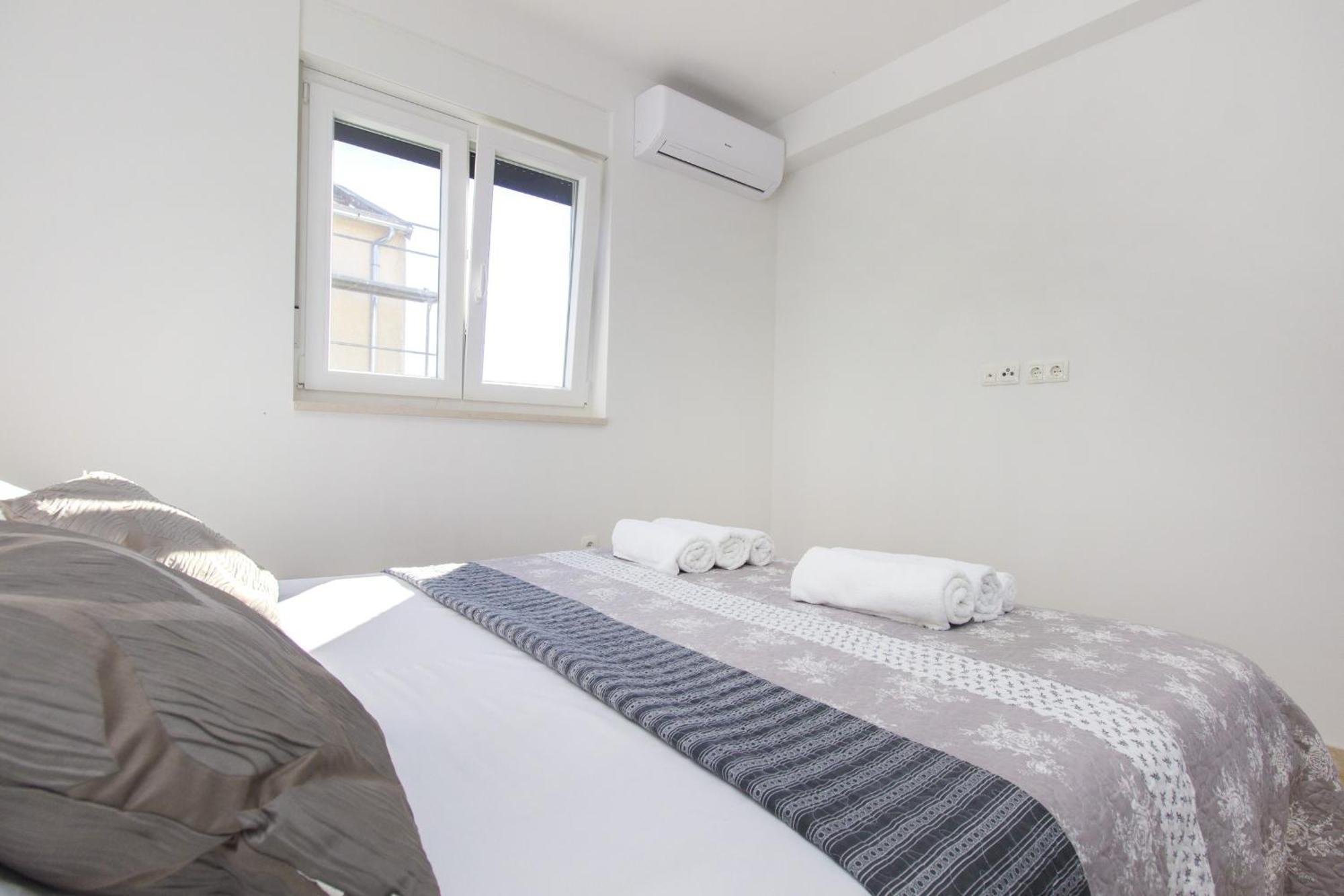 Apartments Luka ヴォディツェ 部屋 写真