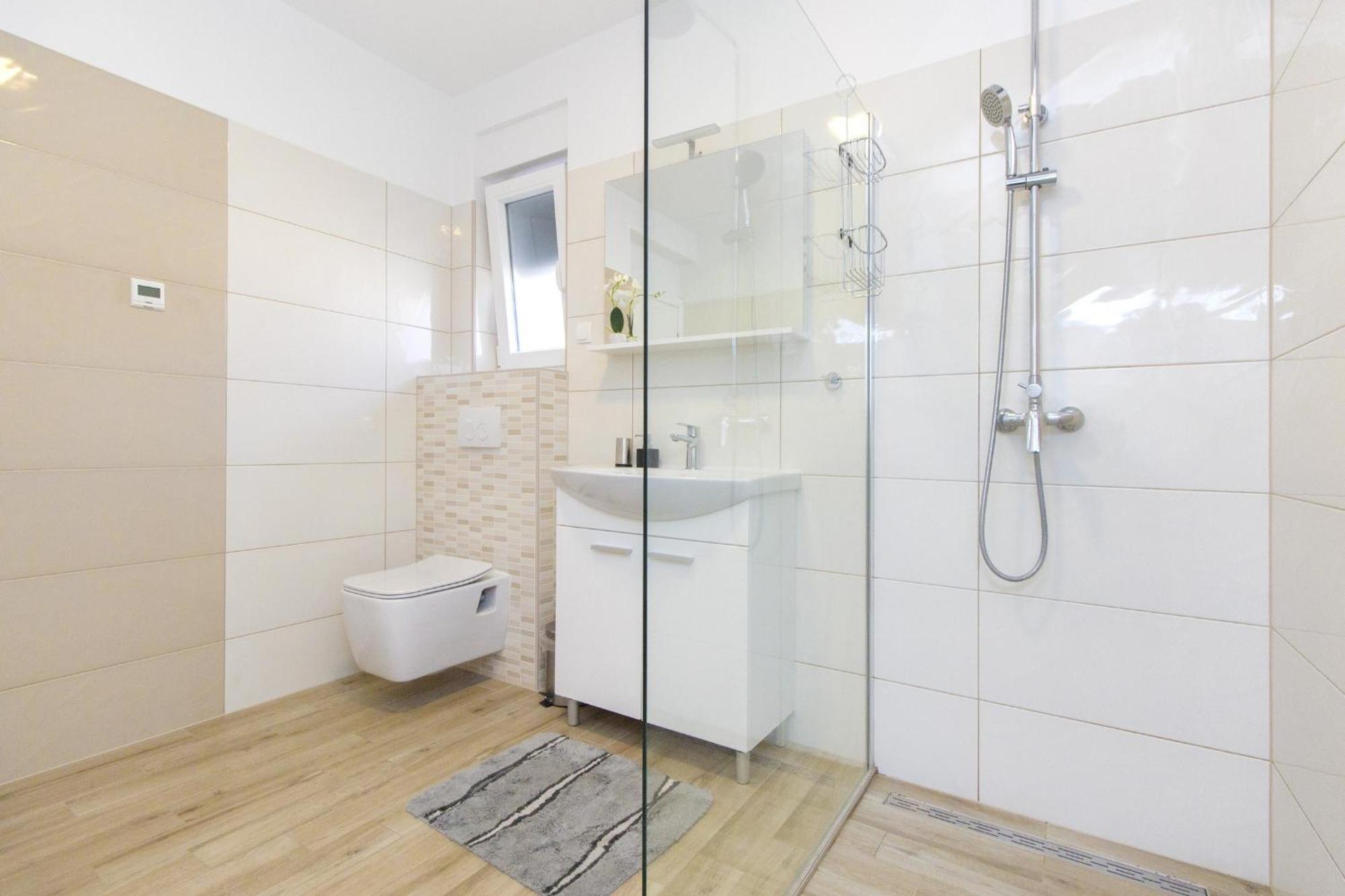 Apartments Luka ヴォディツェ 部屋 写真